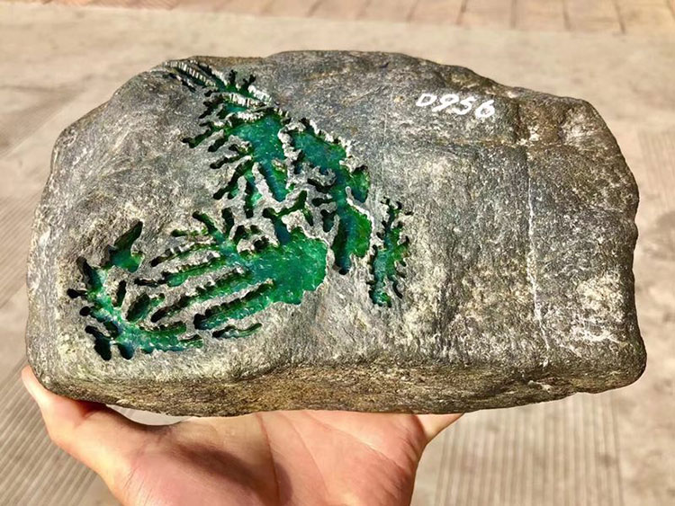 选择翡翠原石有五大要素